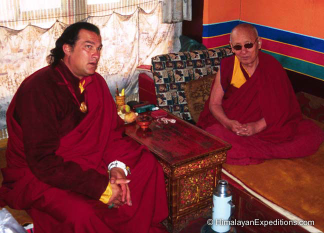 Rinpoches_meet_r8i16ps.jpg